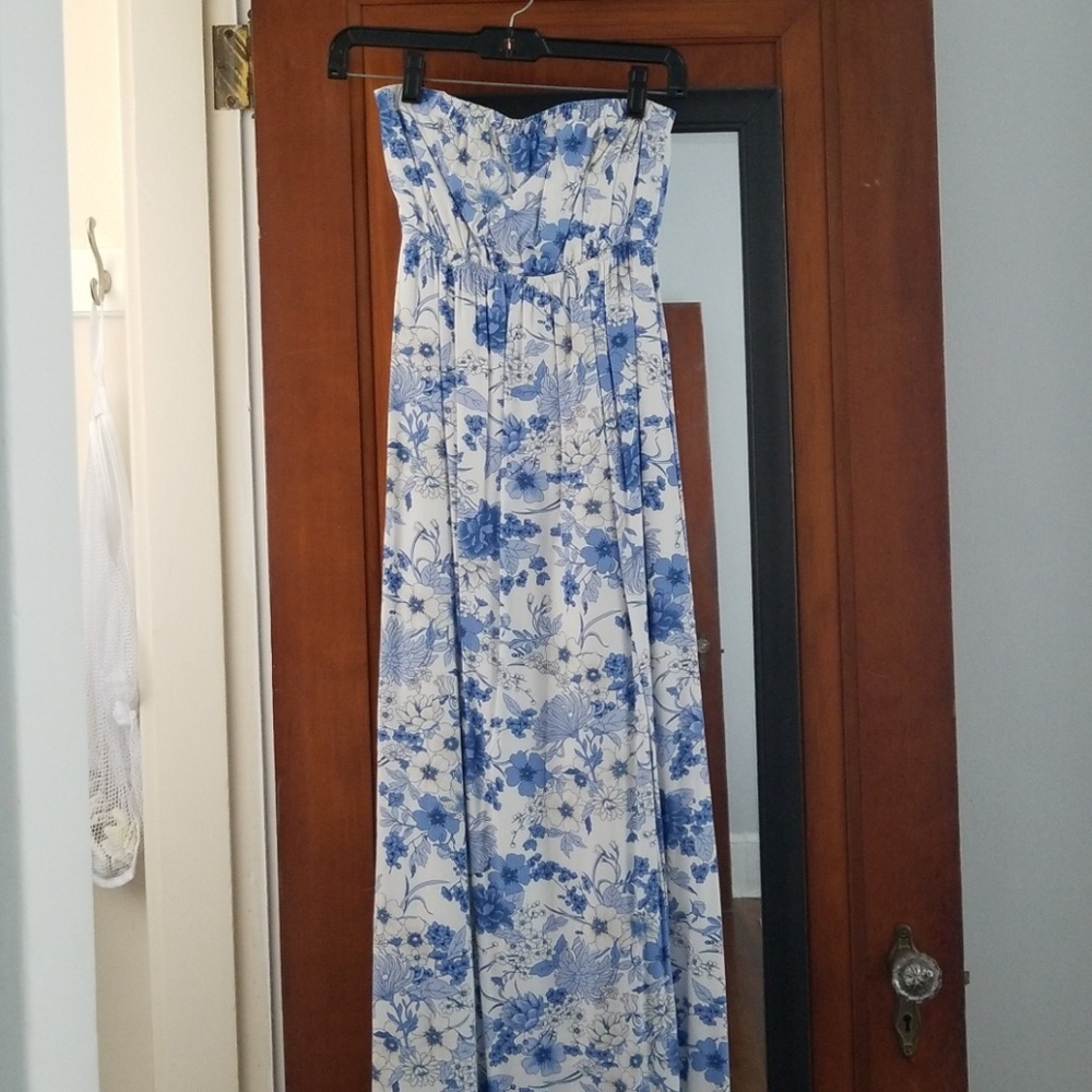 Strapless blue floral maxi